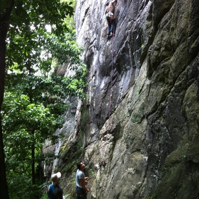 Ian Teh approaching the first crux of Tardigrade